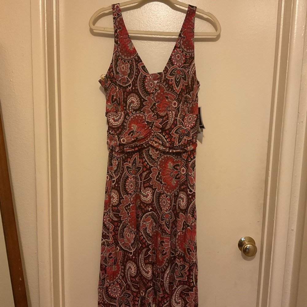 R&K Red Paisley V-Neck Sleeveless Maxi Dress